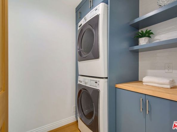 3558 S Muirfield Road, Los Angeles CA 90016