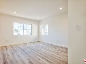 158 N Edgemont Street, Los Angeles CA 90004