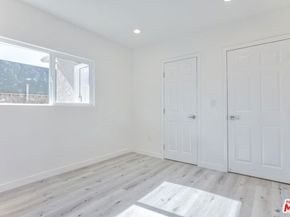 158 N Edgemont Street, Los Angeles CA 90004