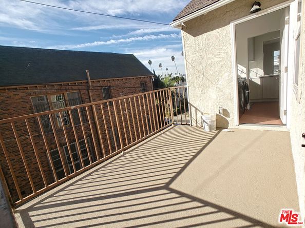 158 N Edgemont Street, Los Angeles CA 90004