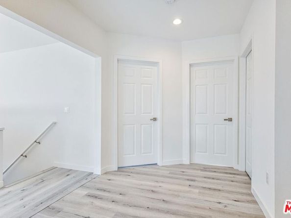 158 N Edgemont Street, Los Angeles CA 90004