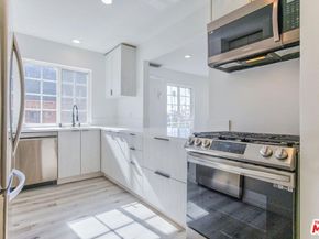 158 N Edgemont Street, Los Angeles CA 90004