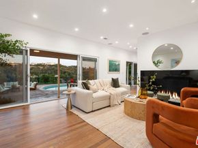 968 Kenfield Avenue, Los Angeles CA 90049