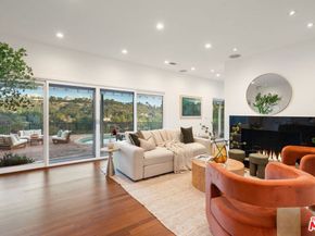 968 Kenfield Avenue, Los Angeles CA 90049