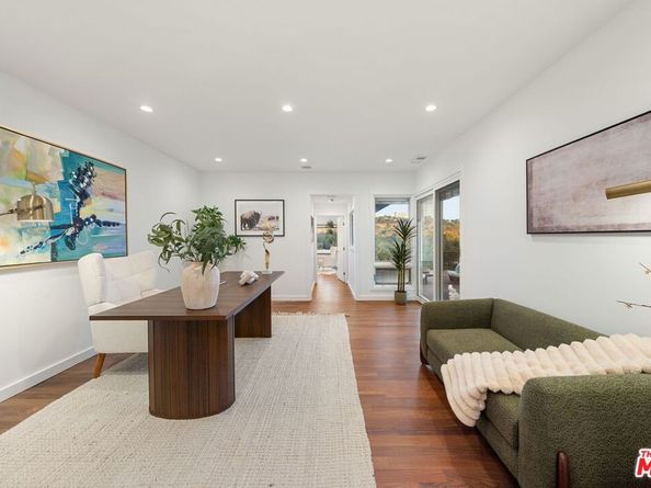 968 Kenfield Avenue, Los Angeles CA 90049