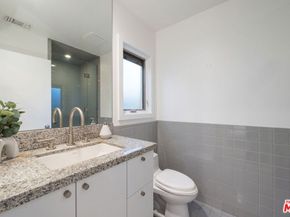 968 Kenfield Avenue, Los Angeles CA 90049