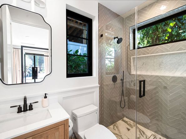 1914 N Laurel Canyon Boulevard, Los Angeles CA 90046