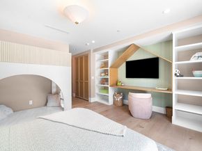 1914 N Laurel Canyon Boulevard, Los Angeles CA 90046