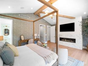 1914 N Laurel Canyon Boulevard, Los Angeles CA 90046