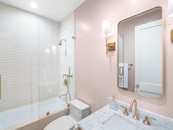 1914 N Laurel Canyon Boulevard, Los Angeles CA 90046