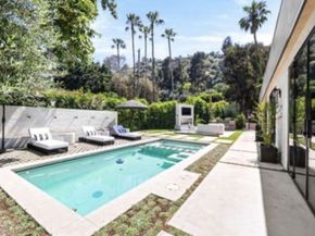 1914 N Laurel Canyon Boulevard, Los Angeles CA 90046