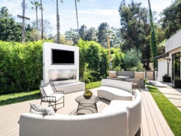 1914 N Laurel Canyon Boulevard, Los Angeles CA 90046