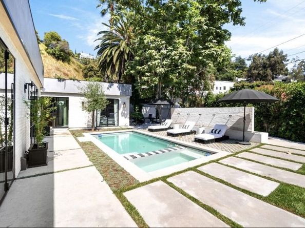 1914 N Laurel Canyon Boulevard, Los Angeles CA 90046