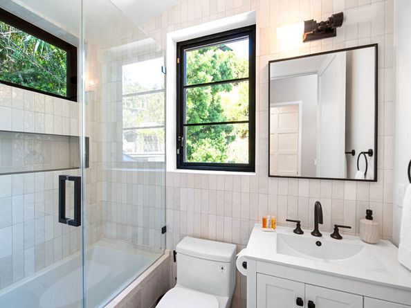 1914 N Laurel Canyon Boulevard, Los Angeles CA 90046