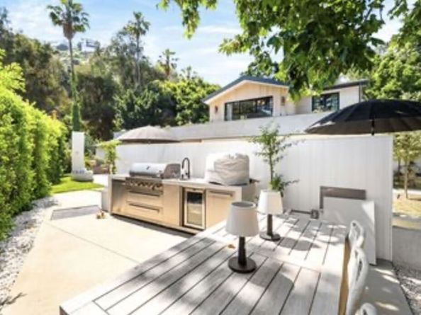 1914 N Laurel Canyon Boulevard, Los Angeles CA 90046