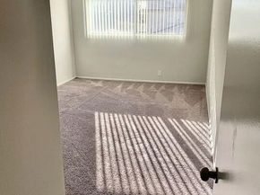 11280 Huston Street, North Hollywood CA 91601