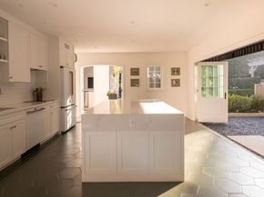 1614 N Fairfax Avenue, Los Angeles CA 90046