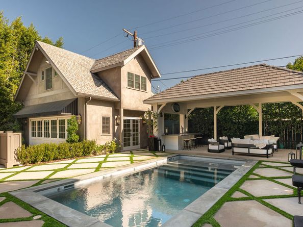 1614 N Fairfax Avenue, Los Angeles CA 90046