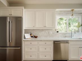 4031 Deerhorn Drive, Sherman Oaks CA 91403