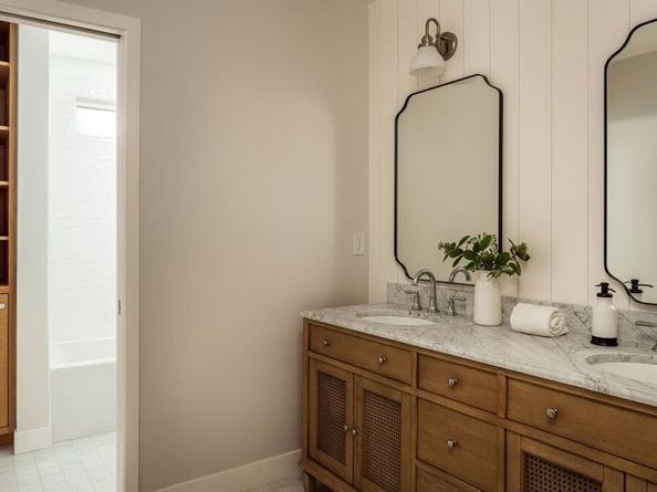 4031 Deerhorn Drive, Sherman Oaks CA 91403