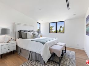 1620 Electric Avenue, Venice CA 90291