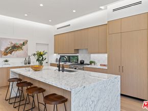 1620 Electric Avenue, Venice CA 90291