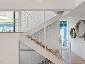 1620 Electric Avenue, Venice CA 90291