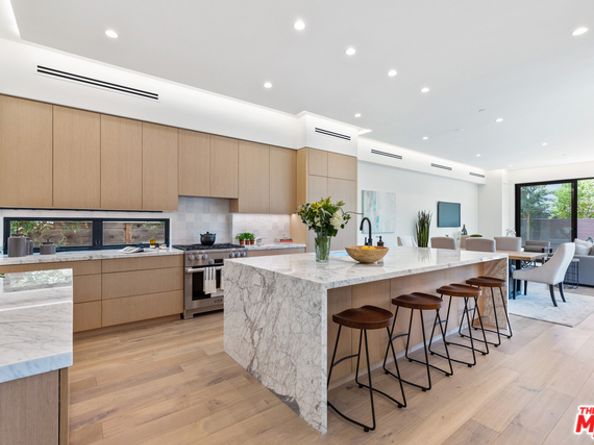 1620 Electric Avenue, Venice CA 90291