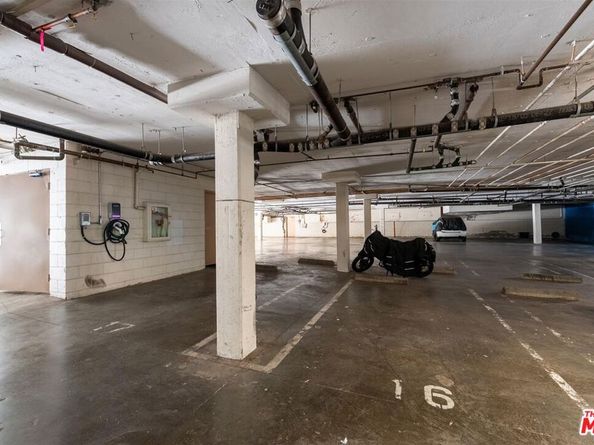 14569 Benefit Street 304, Sherman Oaks CA 91403