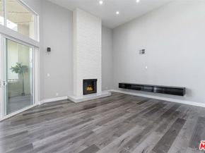 14569 Benefit Street 304, Sherman Oaks CA 91403