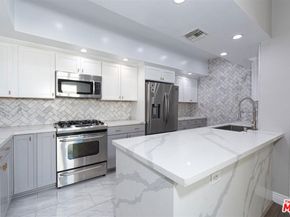 14569 Benefit Street 304, Sherman Oaks CA 91403