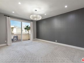 14569 Benefit Street 304, Sherman Oaks CA 91403