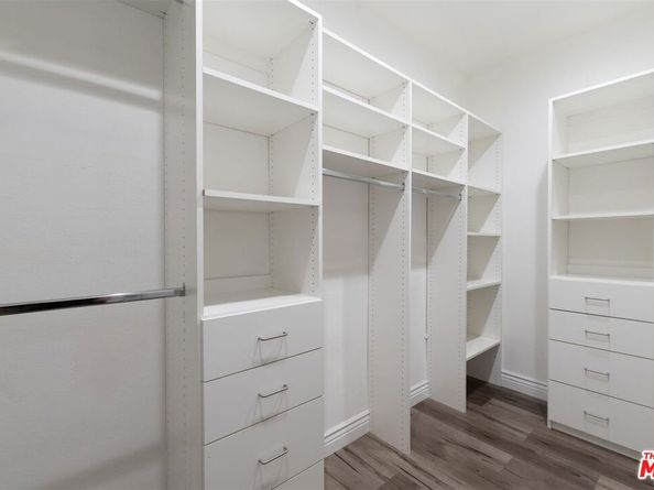 14569 Benefit Street 304, Sherman Oaks CA 91403