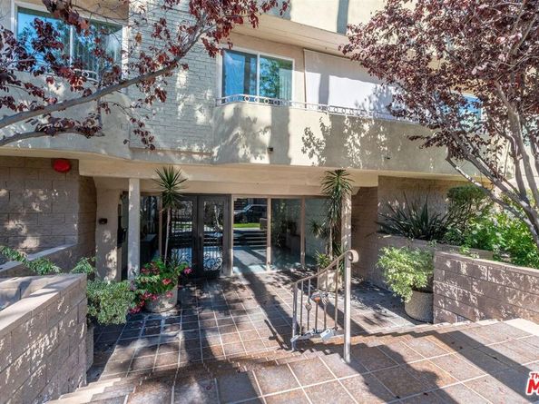 14569 Benefit Street 304, Sherman Oaks CA 91403