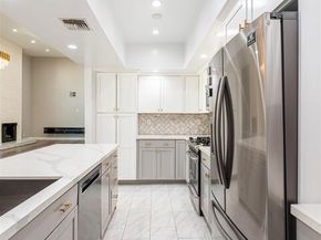 14569 Benefit Street 304, Sherman Oaks CA 91403