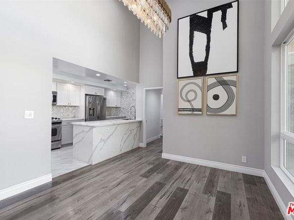 14569 Benefit Street 304, Sherman Oaks CA 91403