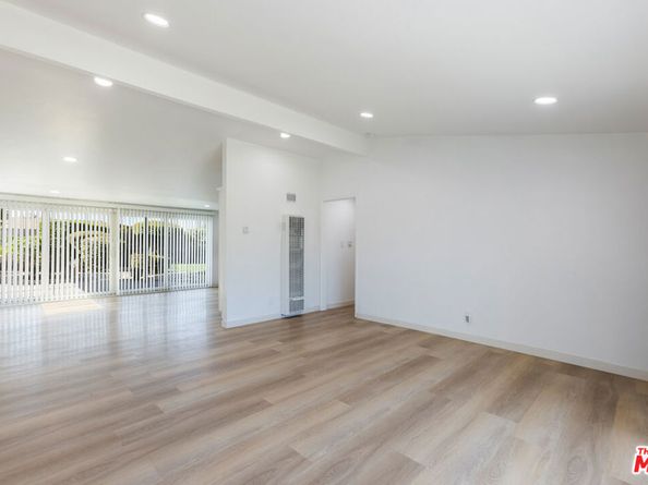 424 Markton Street, Los Angeles CA 90061