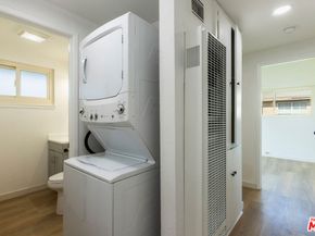 424 Markton Street, Los Angeles CA 90061