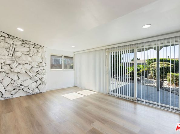 424 Markton Street, Los Angeles CA 90061