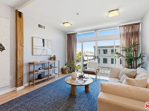 4215 Glencoe Avenue 302, Marina Del Rey CA 90292