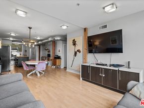 4215 Glencoe Avenue 302, Marina Del Rey CA 90292