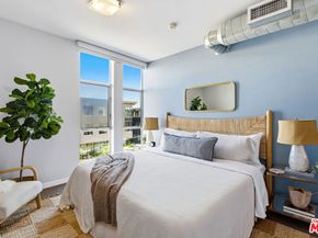 4215 Glencoe Avenue 302, Marina Del Rey CA 90292