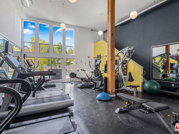 4215 Glencoe Avenue 302, Marina Del Rey CA 90292