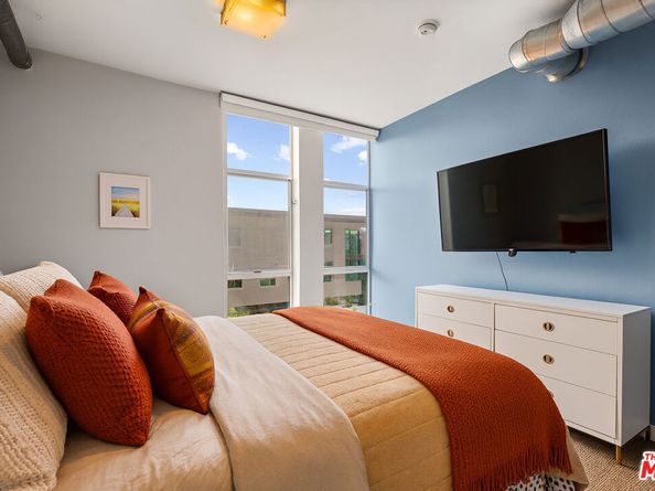 4215 Glencoe Avenue 302, Marina Del Rey CA 90292