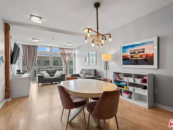 4215 Glencoe Avenue 302, Marina Del Rey CA 90292