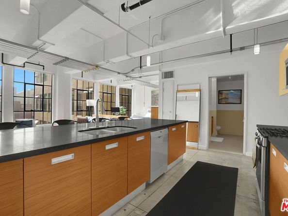 746 S Los Angeles Street 707, Los Angeles CA 90014