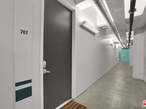 746 S Los Angeles Street 707, Los Angeles CA 90014