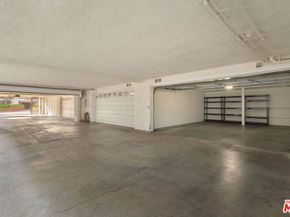 1226 N Kings Road 4, West Hollywood CA 90069