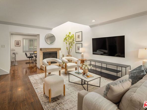 1226 N Kings Road 4, West Hollywood CA 90069