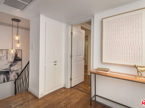 1226 N Kings Road 4, West Hollywood CA 90069